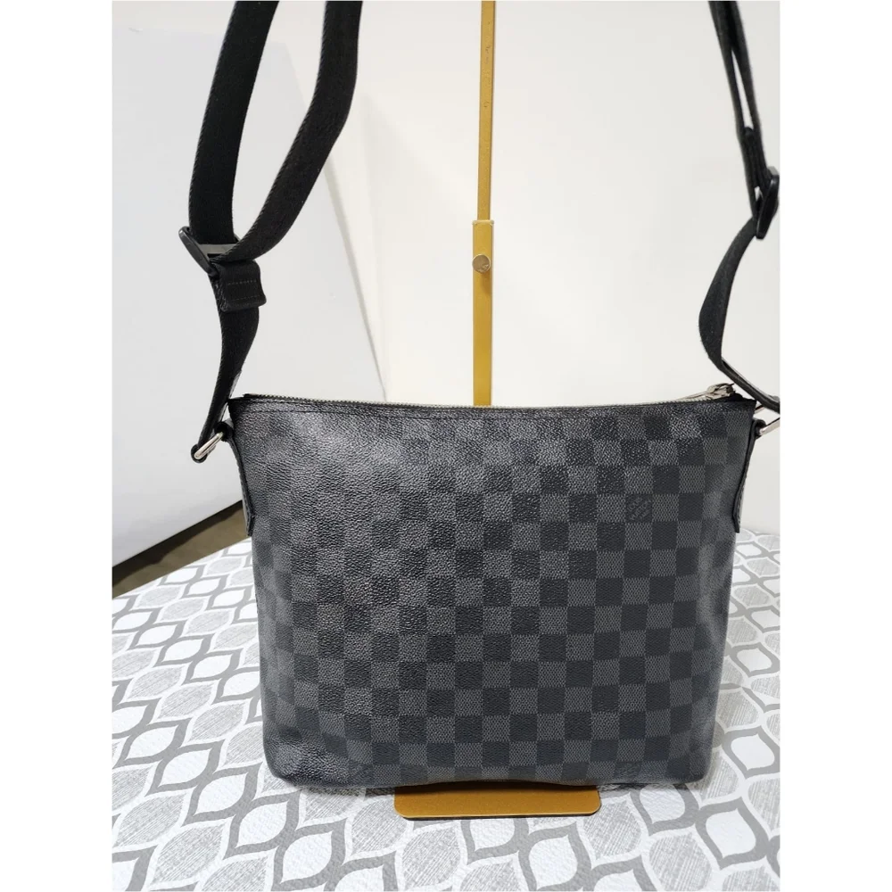 LOUIS VUITTON Damier Graphite Mick PM Shoulder/Crossbody Bag Black/Grey